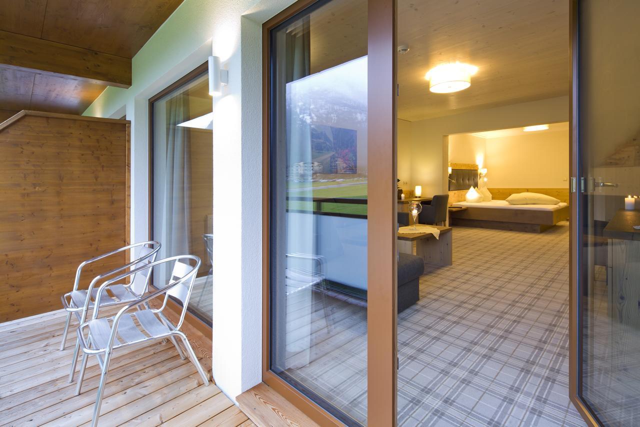 Studio Balcony
