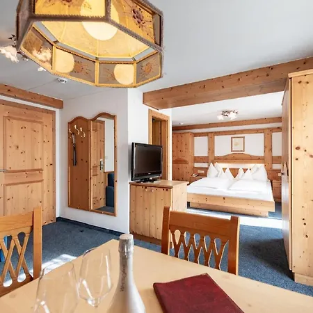 Hotel Alpenrose-2